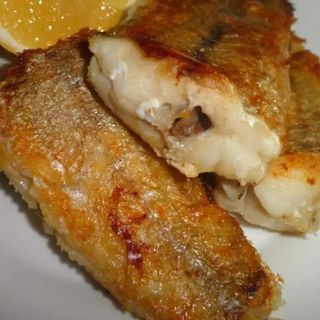 Риба хек пържен (200г)