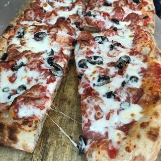 Пица Салами (1100гр)