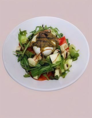 Салата Моцарела с авокадо и рукола (350гр)