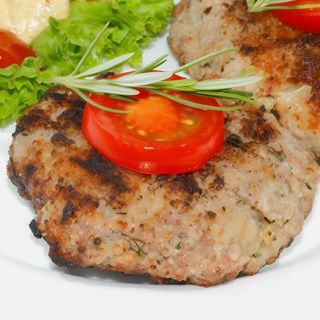 Татарско кюфте (190г)