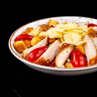 Салата пиле (330г)