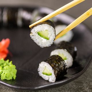 Суши Фили краставица (8бр)