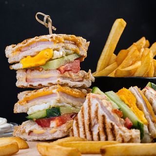 Клуб Сандвич (450г)