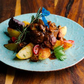 Телешки стек с диви гъби