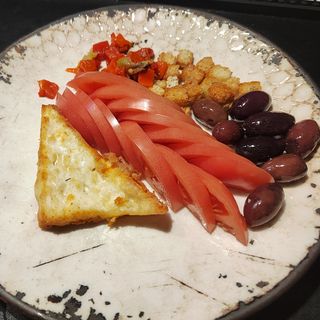 Салата Крит