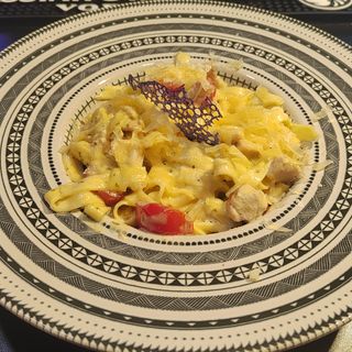 ПАСТА С ТРЮФЕЛ И ПИЛЕ