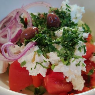 Салата Шопска (450г)