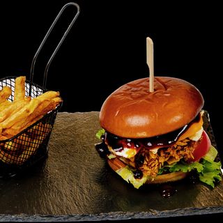 Пилешки бургер (400г)