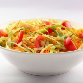 Смесена салата от зеленчуци (300г)