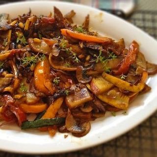 Зеленчуци по съчуански (500г)