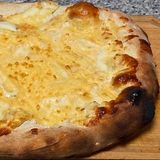 Пиде със сирене, кашкавал и яйце и шарена сол (600г)