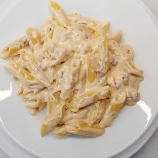 Паста Пене със сос Сирена