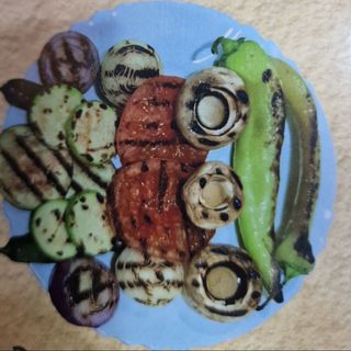 ЗЕЛЕНЧУЦИ НА СКАРА (400гр.)