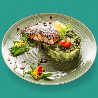 Сьомга със сусам и терияки сос