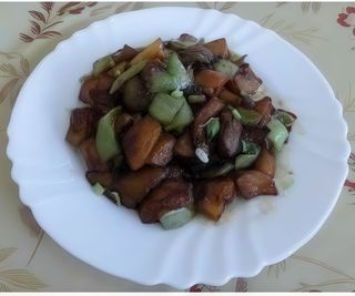 211. Пържен патладжан по китайски (500г)