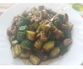 232. Салата от миди (300г)