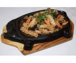 N10. Къкрещи калмари върху метална плоча (600г)