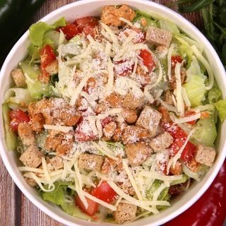 Салата Цезар (320г)