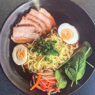 Рамен със свинско