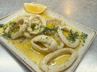 Калмари в масло (200г)