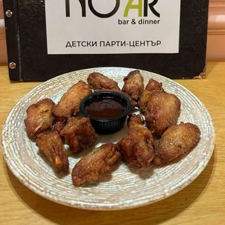 1 Пилешки крилца с BBQ сос 0,300 г