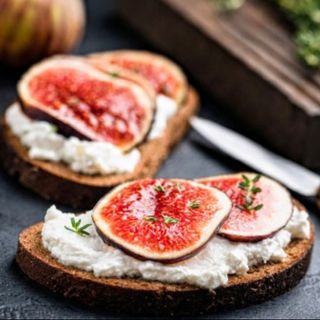 1 Брускети смокини (8бр)