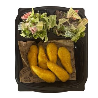 Хрупкави пилешки филенца с микс салатки (300г)