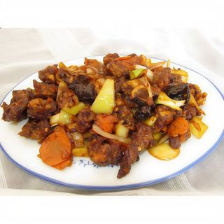 76 Телешко с къри