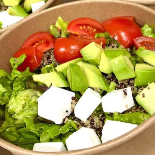 Салата Чери с веган сирене