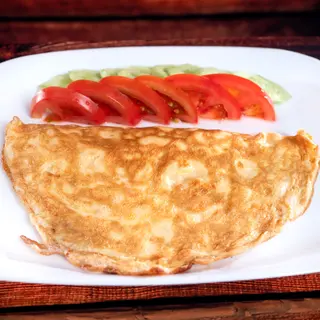 Омлет със сирене (300г)