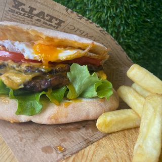 Конски бургер