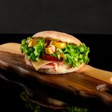 Сандвич с шунка