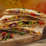 Кесадия с Дърпано Телешко