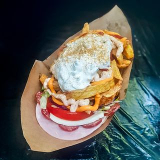 Джоб-тостер с пилешко филе и яйце с кашкавал (320г)