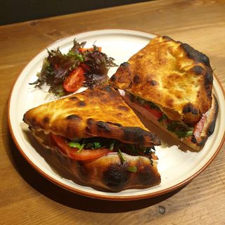 Сандвич Мортадела (400гр.)