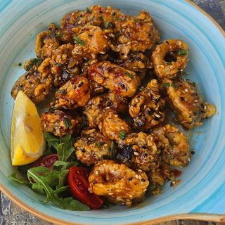 Бейби калмари в  сладко- кисел сос