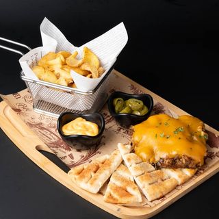 свинско месо дърпано с чедър