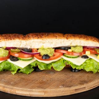 Сандвич моцарела и песто (250г)