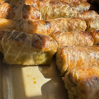 Зелеви сърми от кисело зеле с кайма и ориз (350Г)