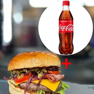 Телешки бургер + кока кола напитка по избор 0.500мл.