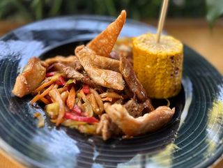 Пилешко и свинско бонфиле (400г)