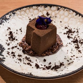 Кадифе от шоколад и вишни (130г)