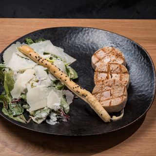 Салата Цезар (360г)