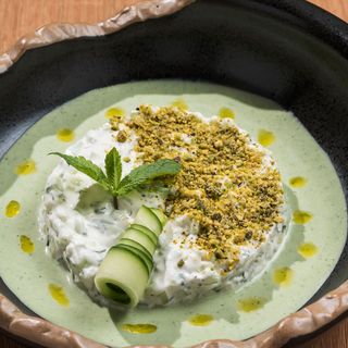 Снежанка (260г)