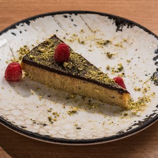 Дубайска торта (140г)