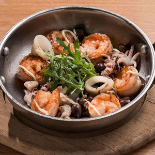 Скариди и калмари с Перно (250г)