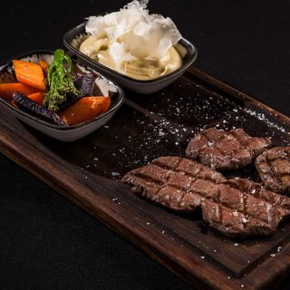 Телешки Локум (360г)