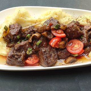 Телешки дроб с гъбен дюксел