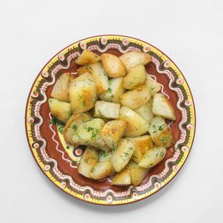 картофи соте (200г)