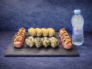 Чикън сет + 1 бр. изворна вода